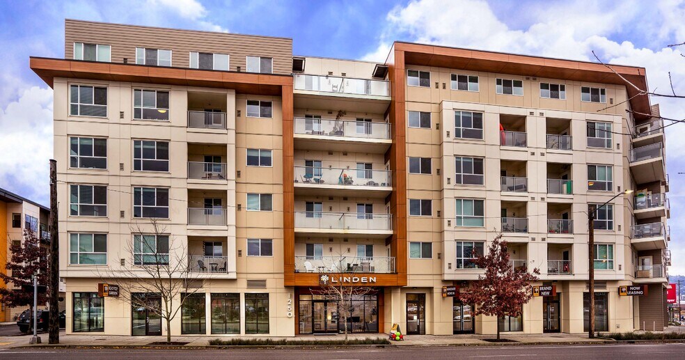 1250 E Burnside St, Portland, OR à louer - Photo du bâtiment - Image 3 de 44