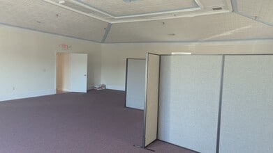 10 Exchange Pl, West Grove, PA à louer Photo intérieure- Image 2 de 3