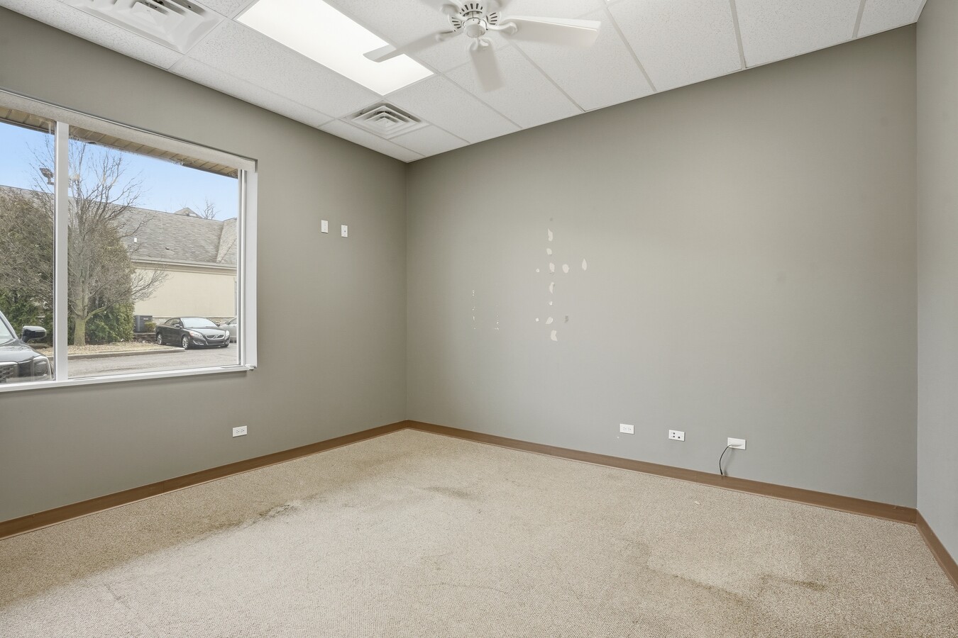 8025 Wicker Ave, Saint John, IN 46373 - Unité B - - Photo intérieure - Image 2 of 12