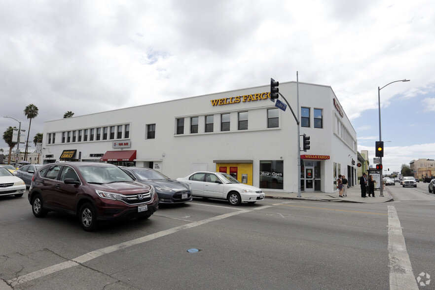 7016-7024 Melrose Ave, Los Angeles, CA for lease - Primary Photo - Image 1 of 16