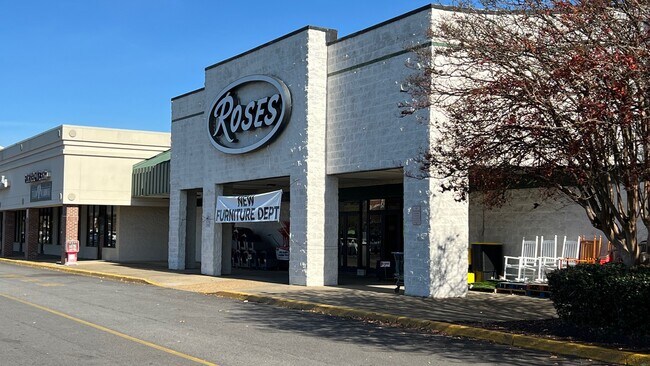More details for 701 Battlefield Blvd N, Chesapeake, VA - Retail for Lease