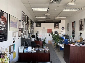 456-488 Hempstead Tpke, West Hempstead, NY for lease Interior Photo- Image 2 of 4