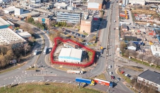 Plus de détails pour Tenax Rd, Manchester - Industriel à louer