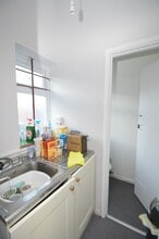 1-3 Bixley Para, Bexhill On Sea for lease Interior Photo- Image 2 of 5
