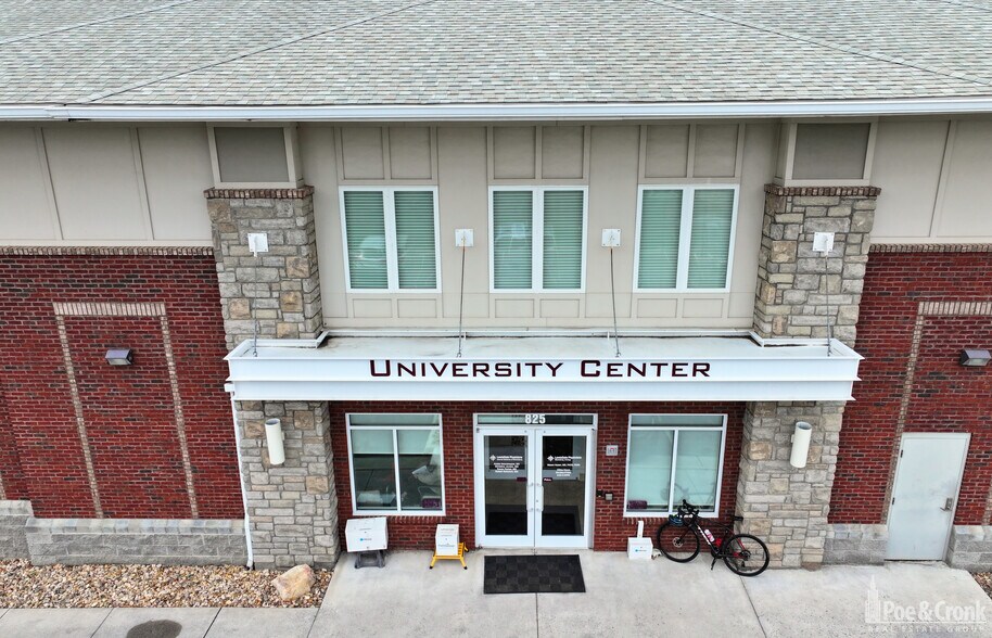 825 Davis St, Blacksburg, VA à louer - Photo du bâtiment - Image 2 de 25