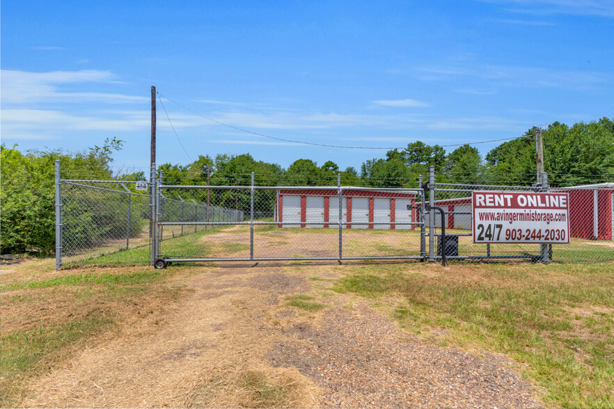 205 State 155 hwy, Avinger, TX à vendre - Photo du bâtiment - Image 2 de 36