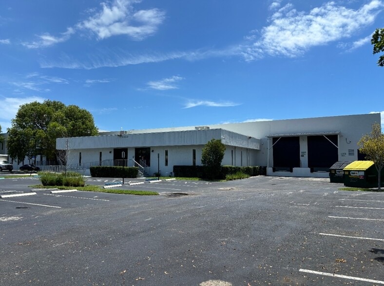 6682 NW 16th Ter, Fort Lauderdale, FL for lease - Building Photo - Image 3 of 10