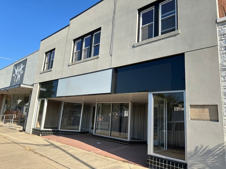 423 W Broadway St, Bradley, IL à louer - Photo du bâtiment - Image 1 de 9