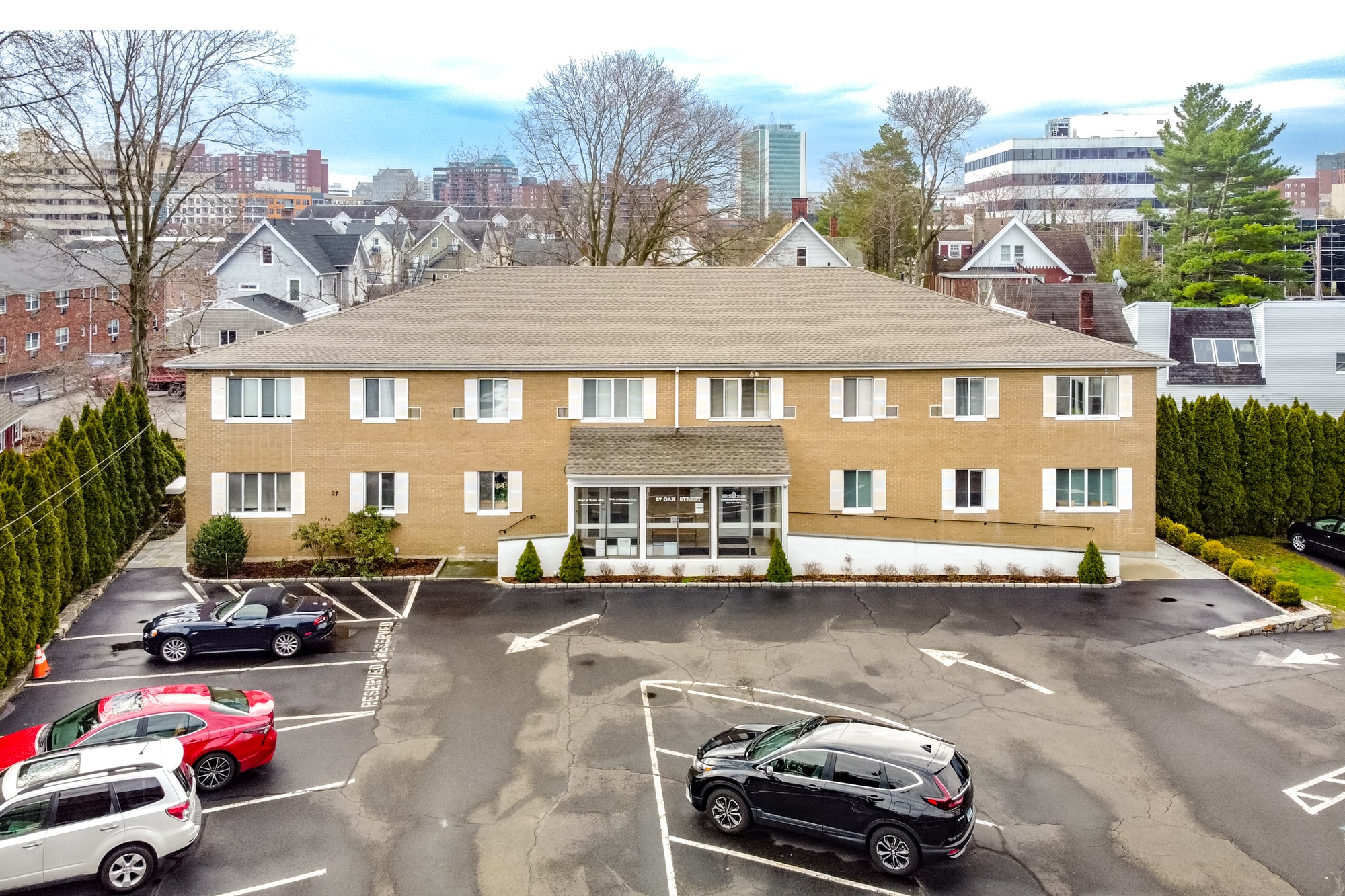 27 Oak St, Stamford, CT for lease Building Photo- Image 1 of 17