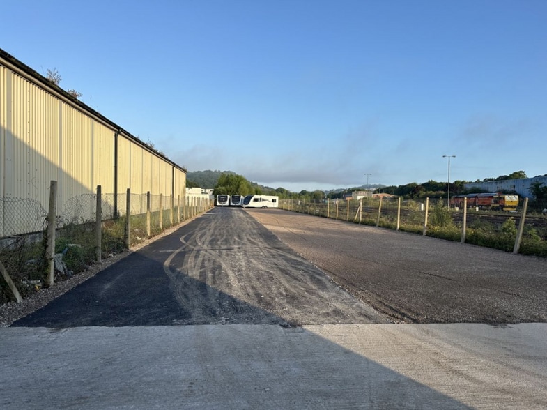 Marshall Rd, Plymouth à louer - Photo du bâtiment - Image 2 de 6