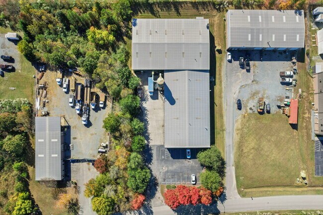 Plus de détails pour 3213 Westwood Industrial Dr, Monroe, NC - Industriel à louer
