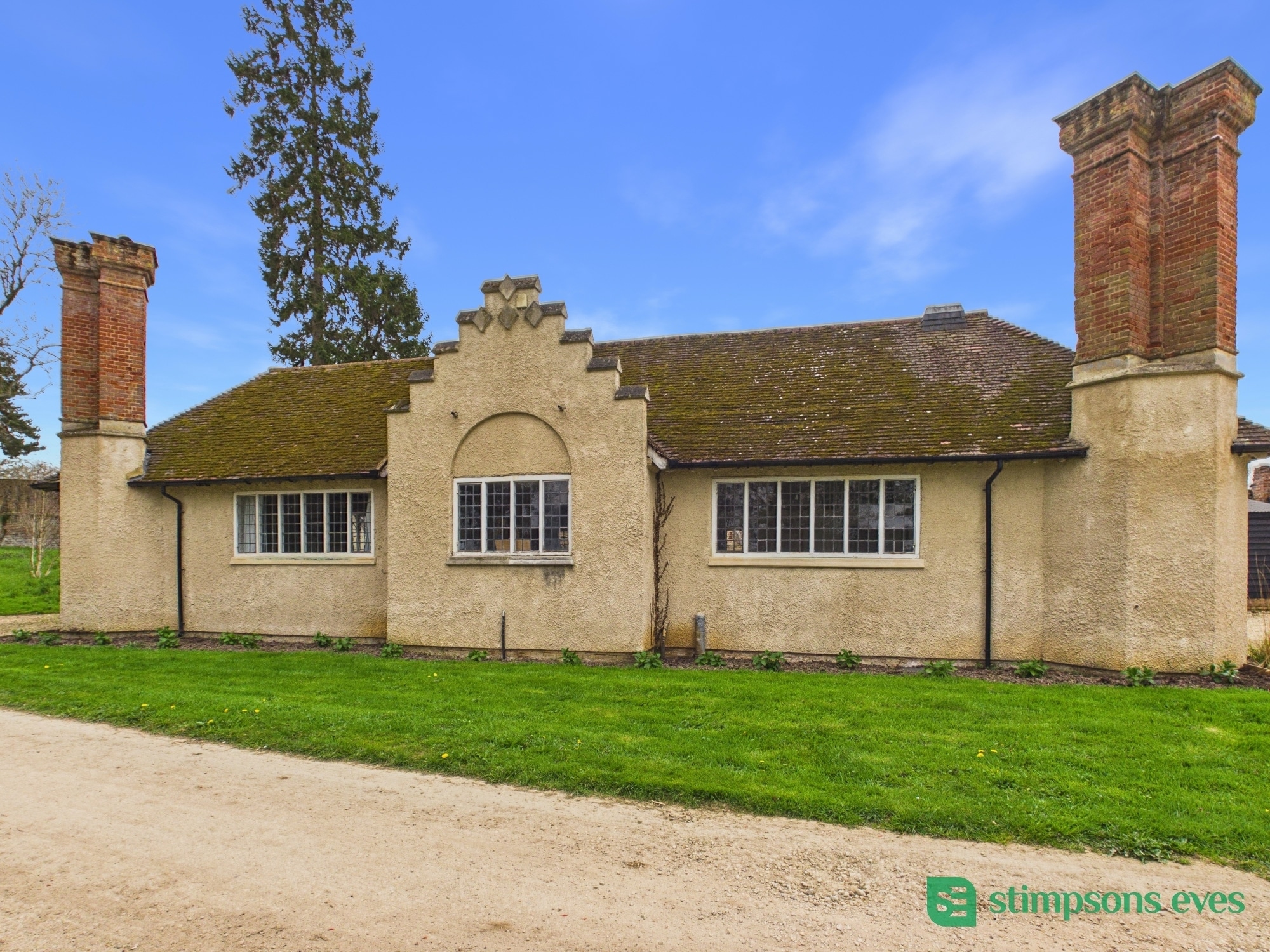 Liscombe Park, Leighton Buzzard for lease Building Photo- Image 1 of 6