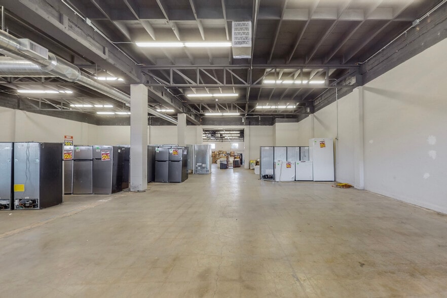 5913-5915 Central Ave NE, Albuquerque, NM for lease - Interior Photo - Image 3 of 12