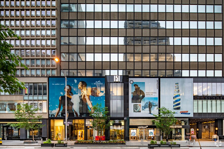 151 Bloor St W, Toronto, ON à louer - Photo du bâtiment - Image 2 de 4