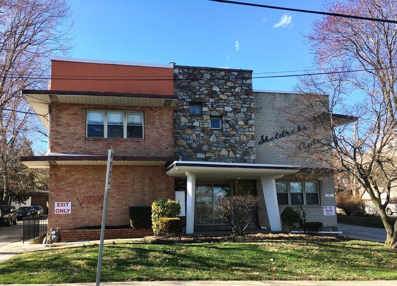 50 S State Rd, Upper Darby, PA à vendre - Photo du bâtiment - Image 3 de 5