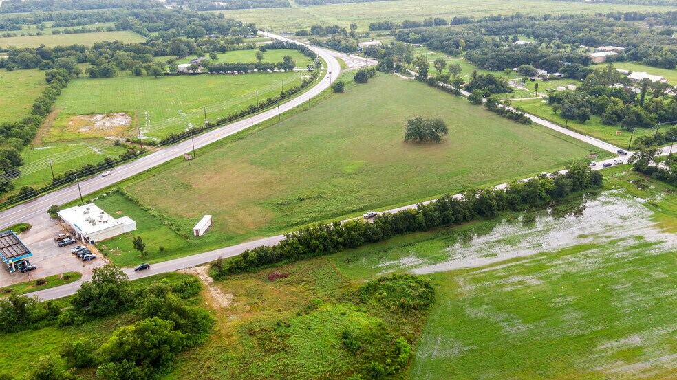 Garth Rd, Baytown, TX à vendre - Photo du bâtiment - Image 1 de 10