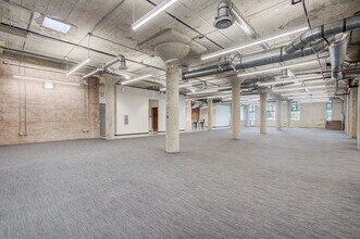 6311 Romaine St, Los Angeles, CA for lease Interior Photo- Image 2 of 10