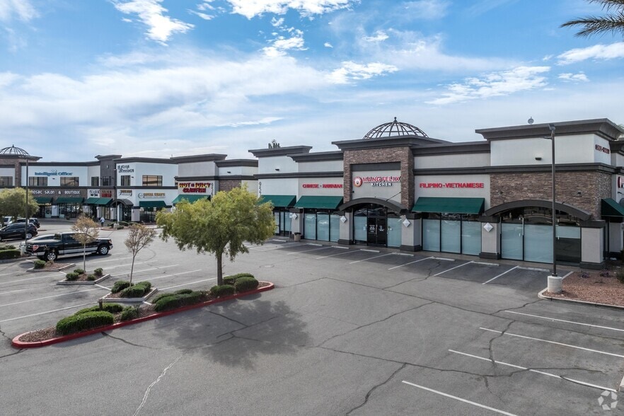 9550 S Eastern Ave, Las Vegas, NV for lease - Building Photo - Image 2 of 7