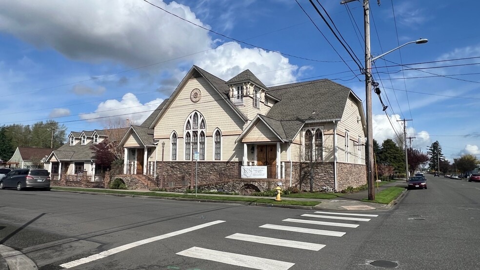 1313 Washington St, Sumner, WA à vendre - Photo du bâtiment - Image 3 de 42