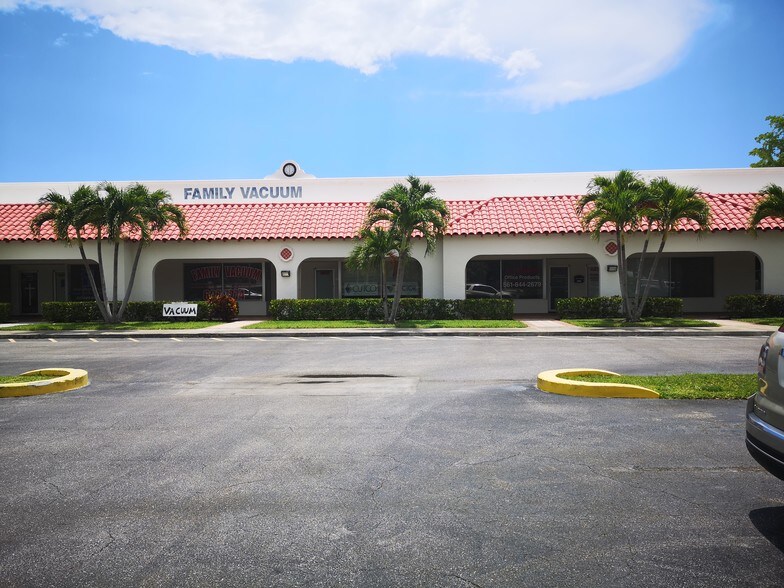 4415-4487 Westroads Dr, West Palm Beach, FL à louer - Photo du bâtiment - Image 2 de 7