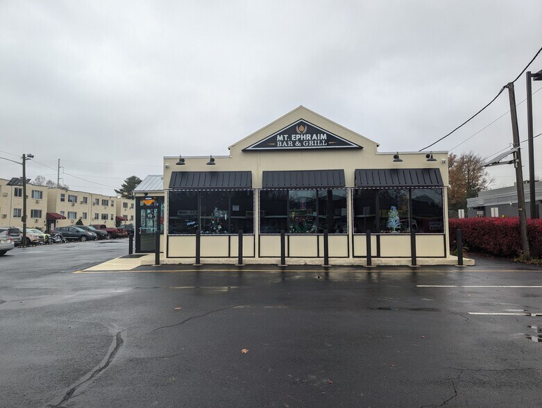 267 S Black Horse Pike, Mount Ephraim, NJ à vendre - Photo principale - Image 1 de 9