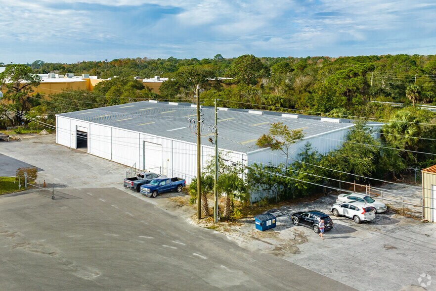 10423 Sparge St, Port Richey, FL à vendre - Photo du bâtiment - Image 2 de 29