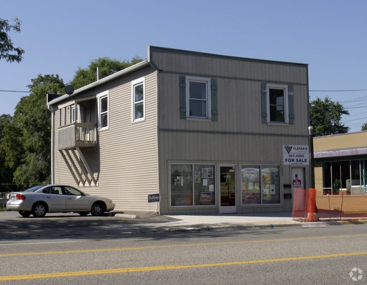 2200 E Michigan Ave, Lansing, MI à louer - Photo du bâtiment - Image 2 de 33