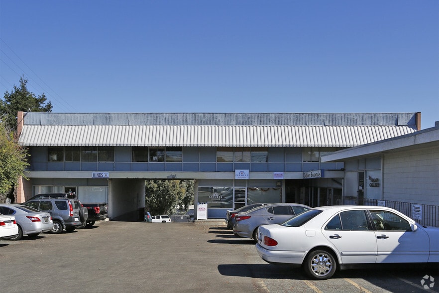 2678 N Main St, Walnut Creek, CA à louer - Photo du bâtiment - Image 2 de 3