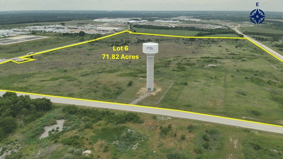 601 Industrial Loop, Hillsboro, TX for sale - Building Photo - Image 2 of 2