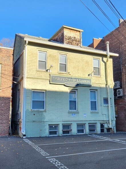 42 Main St, Kingston, NY à vendre - Photo du bâtiment - Image 3 de 4