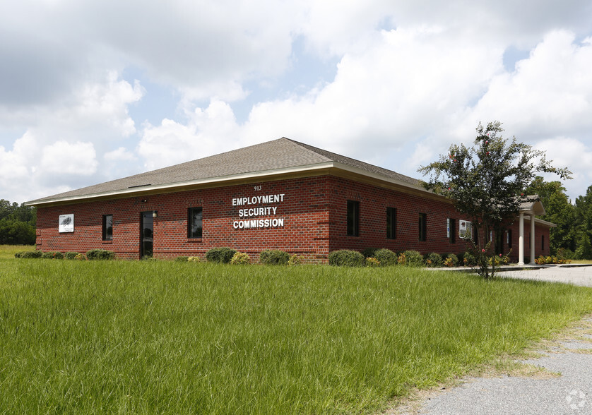 913 Jefferson St, Whiteville, NC à vendre - Photo principale - Image 1 de 1