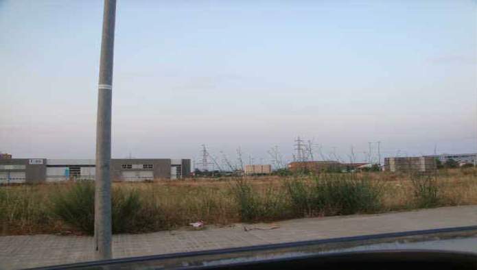 Terrain dans Terrassa, Barcelona à vendre - Photo du bâtiment - Image 3 de 7