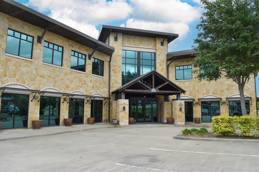 1010 W Ralph Hall Pky, Rockwall, TX for lease - Building Photo - Image 1 of 9