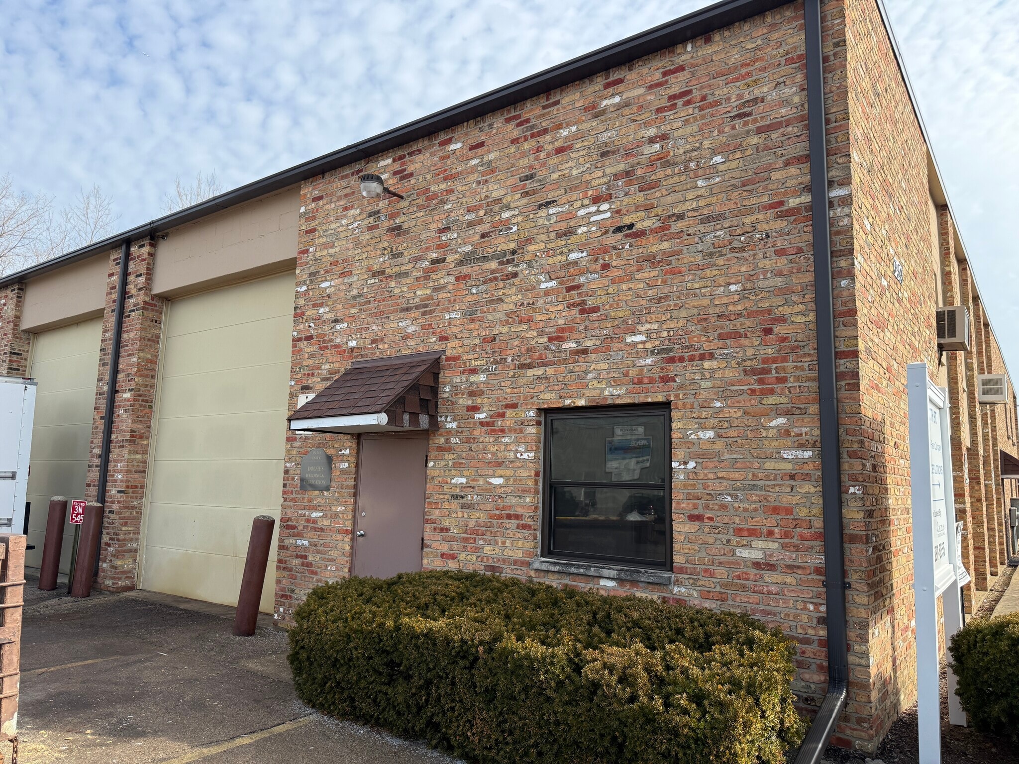 545 N 17th St, St Charles, IL for lease Interior Photo- Image 1 of 6