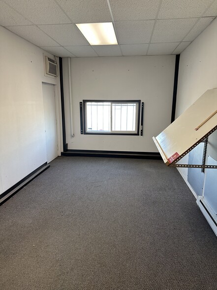 5401 N Freya St, Spokane, WA à vendre - Photo du bâtiment - Image 2 de 3