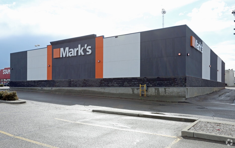 10360 65th Ave NW, Edmonton, AB for sale - Building Photo - Image 2 of 2