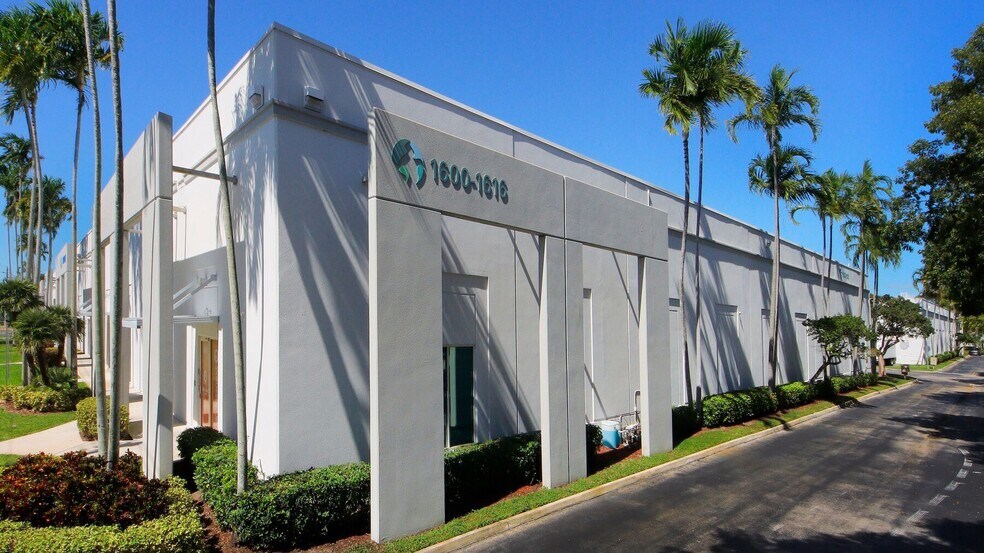 1600-1616 NW 84th Ave, Doral, FL for lease - Building Photo - Image 1 of 1