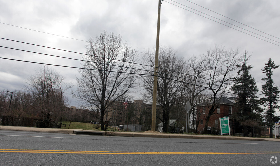 5431 Marlboro Pike, District Heights, MD for sale - Primary Photo - Image 1 of 1