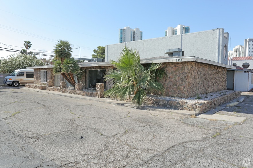 2117 Paradise Rd, Las Vegas, NV à vendre - Photo principale - Image 1 de 7