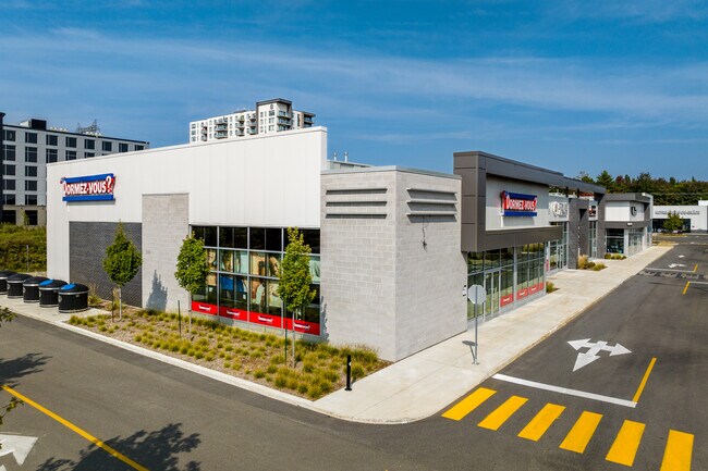 Plus de détails pour 1425 Boul Michèle-Bohec, Blainville, QC - Commerce de détail à louer
