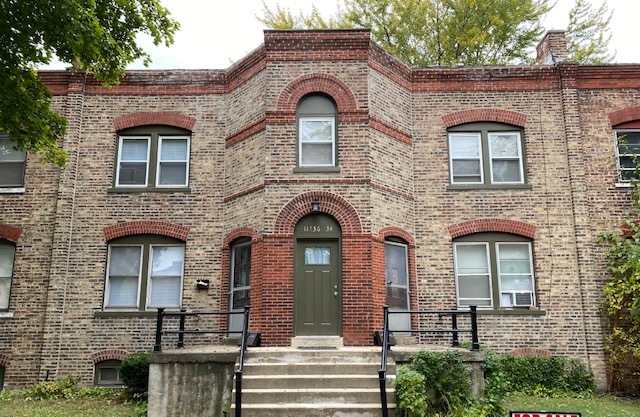 Immeuble residentiel dans Chicago, IL à vendre - Photo du bâtiment - Image 1 de 1