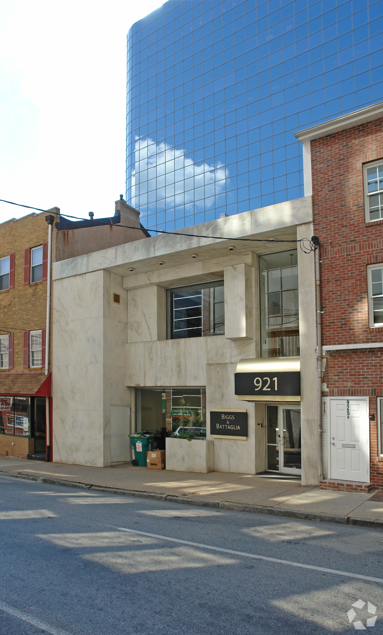 921 Orange St, Wilmington, DE for sale Primary Photo- Image 1 of 16