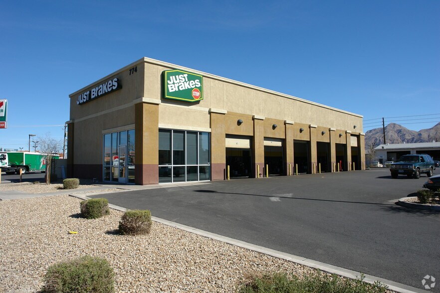 774 N Nellis Blvd, Las Vegas, NV à vendre - Photo du bâtiment - Image 2 de 42