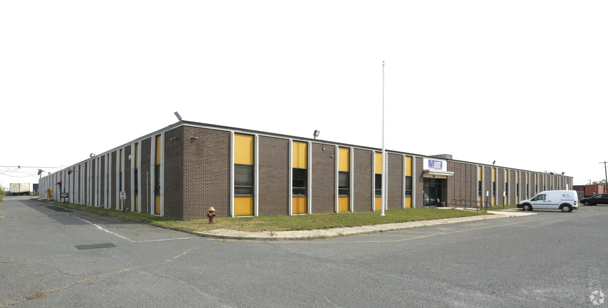 400 Middlesex Ave, Carteret, NJ à vendre Photo du bâtiment- Image 1 de 7