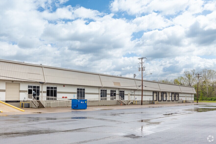 601-629 Space Park S Dr, Nashville, TN for lease - Building Photo - Image 2 of 5