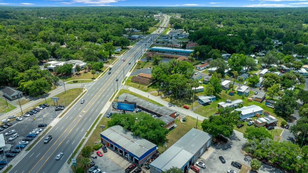 2210 S Pine Ave, Ocala, FL à vendre - Photo du bâtiment - Image 3 de 24