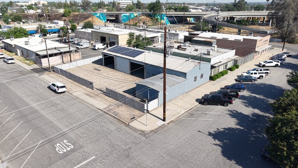 700 23rd St, Bakersfield, CA for lease - Commercial Listing Video - Image 3 of 10