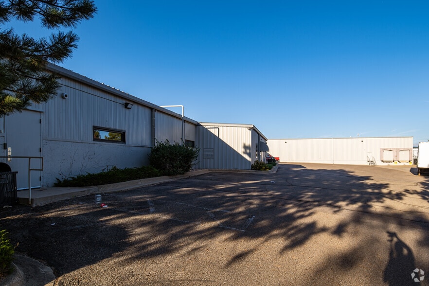 601 Alter St, Broomfield, CO à louer - Photo du bâtiment - Image 3 de 4