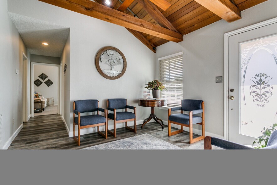 725 W Purnell Rd, Lewisville, TX à louer - Photo du bâtiment - Image 2 de 10