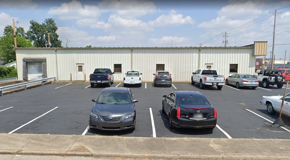 900 E Diamond Ave, Evansville, IN for sale - Building Photo - Image 3 of 4